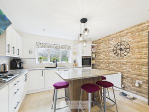 Photo 6- click for photo gallery